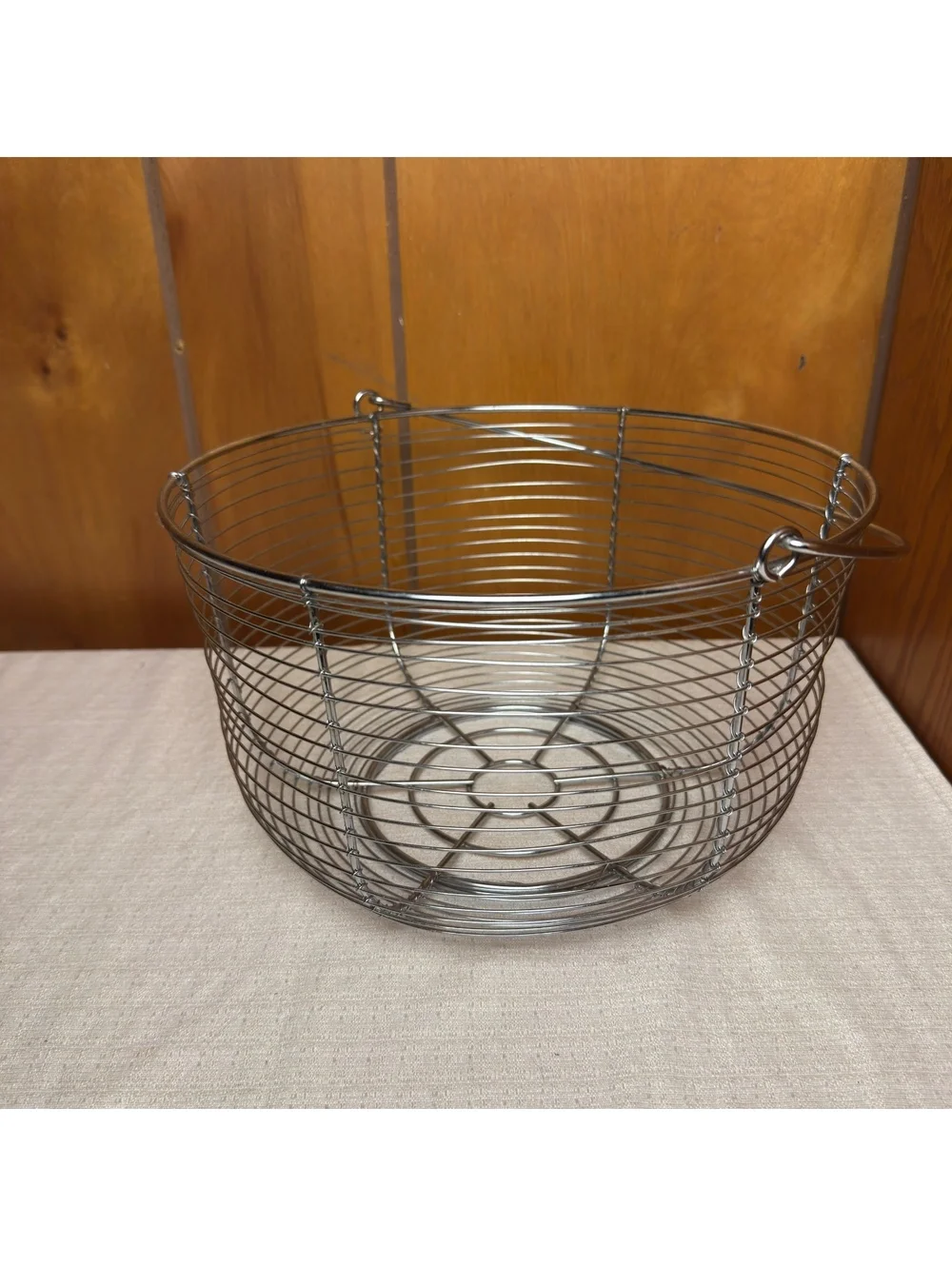 Vintage Round Wire Basket Metal Storage Basket Farmhouse Kitchen Decor 11 Inch
